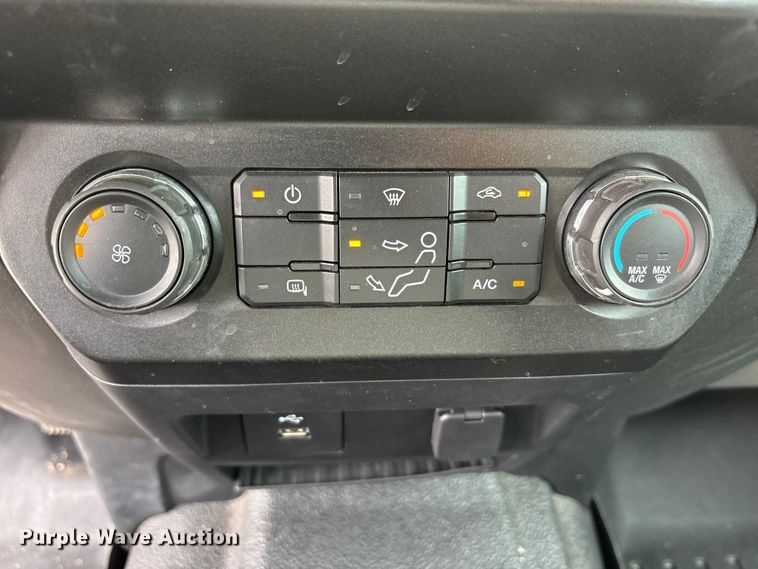 image for item FC2206 2019 Ford F350 Super Duty XL Ext. Cab utility bed pickup truck