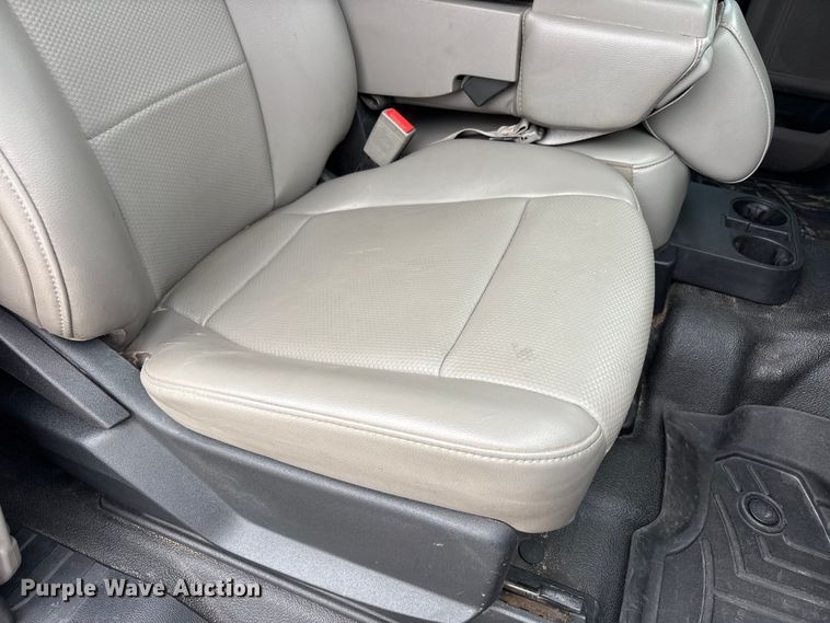 image for item FC2206 2019 Ford F350 Super Duty XL Ext. Cab utility bed pickup truck