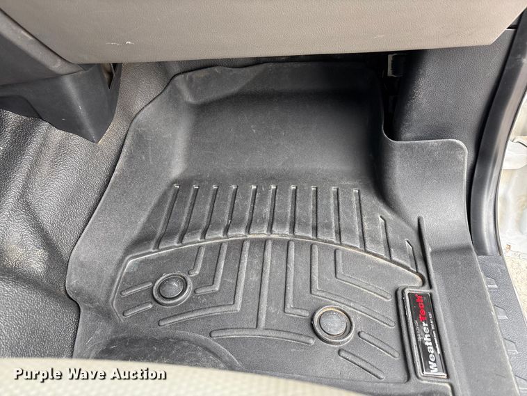 image for item FC2206 2019 Ford F350 Super Duty XL Ext. Cab utility bed pickup truck