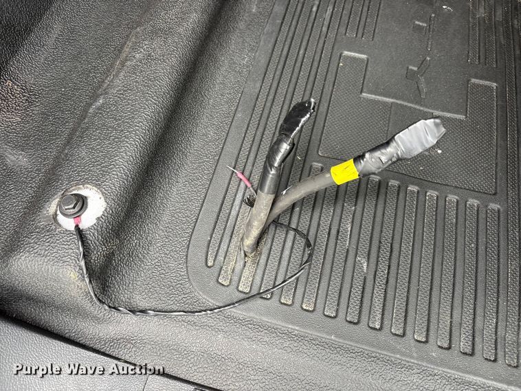 image for item FC2206 2019 Ford F350 Super Duty XL Ext. Cab utility bed pickup truck