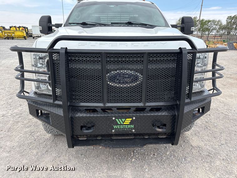 image for item FC2207 2019 Ford F350 Super Duty XL Ext. Cab utility bed pickup truck