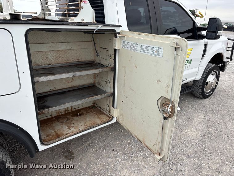 image for item FC2207 2019 Ford F350 Super Duty XL Ext. Cab utility bed pickup truck