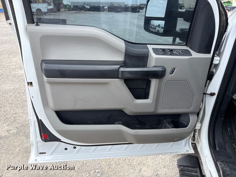 image for item FC2207 2019 Ford F350 Super Duty XL Ext. Cab utility bed pickup truck