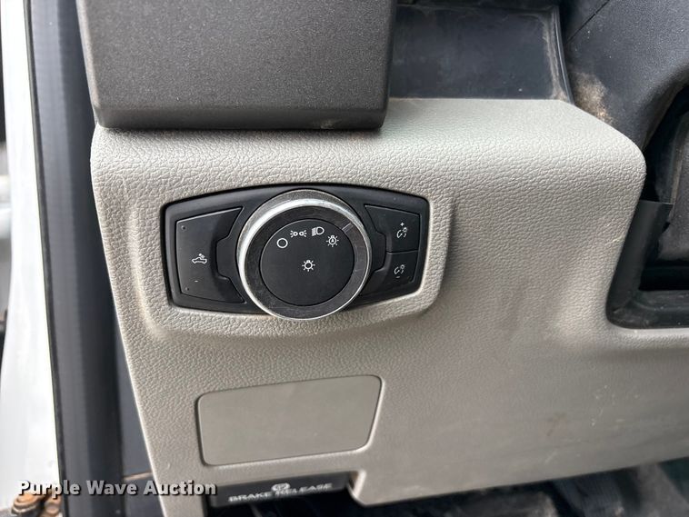 image for item FC2207 2019 Ford F350 Super Duty XL Ext. Cab utility bed pickup truck