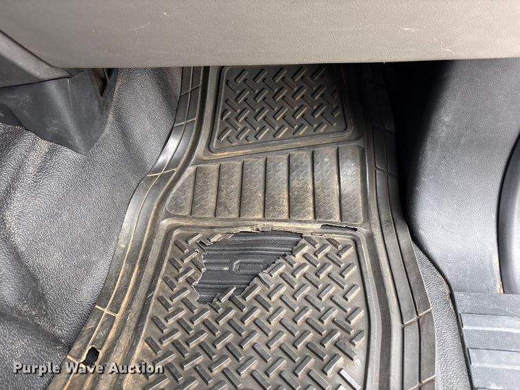 image for item FC2207 2019 Ford F350 Super Duty XL Ext. Cab utility bed pickup truck