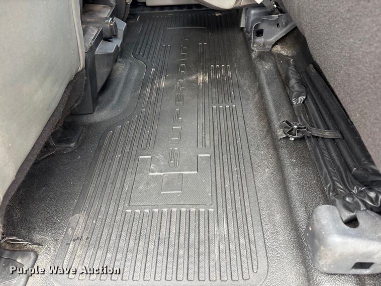 image for item FC2207 2019 Ford F350 Super Duty XL Ext. Cab utility bed pickup truck