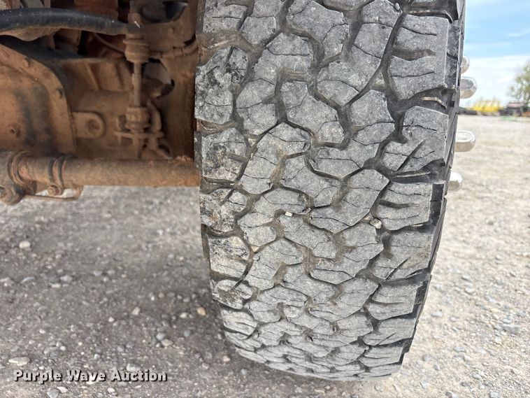 image for item FC2207 2019 Ford F350 Super Duty XL Ext. Cab utility bed pickup truck