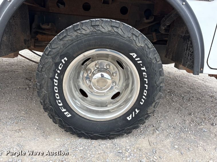 image for item FC2207 2019 Ford F350 Super Duty XL Ext. Cab utility bed pickup truck