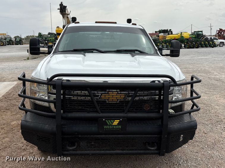 image for item FC2208 2013 Chevrolet Silverado 3500HD Ext. Cab utility bed pickup truck