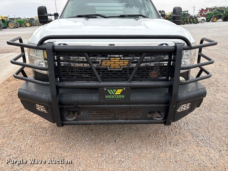 image for item FC2208 2013 Chevrolet Silverado 3500HD Ext. Cab utility bed pickup truck