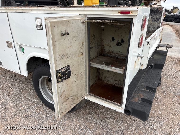image for item FC2208 2013 Chevrolet Silverado 3500HD Ext. Cab utility bed pickup truck