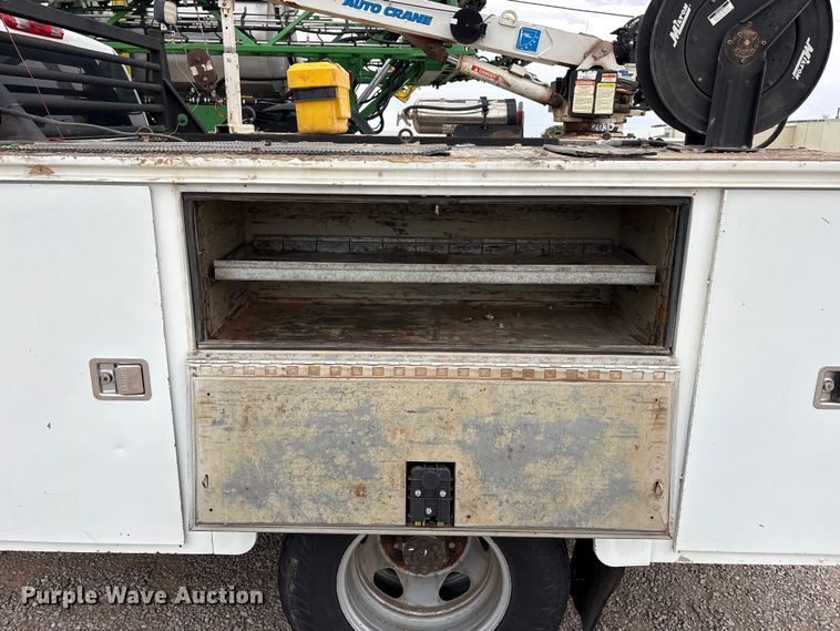 image for item FC2208 2013 Chevrolet Silverado 3500HD Ext. Cab utility bed pickup truck