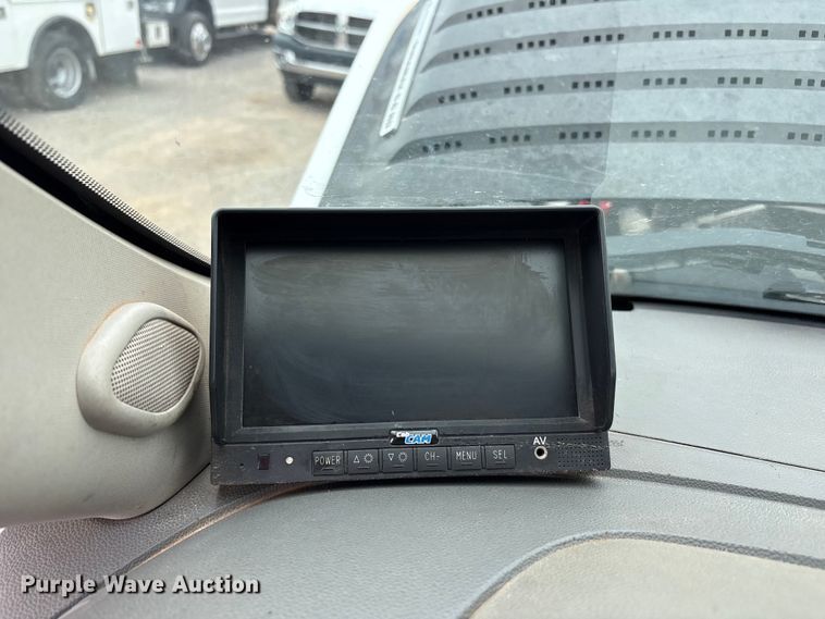 image for item FC2208 2013 Chevrolet Silverado 3500HD Ext. Cab utility bed pickup truck