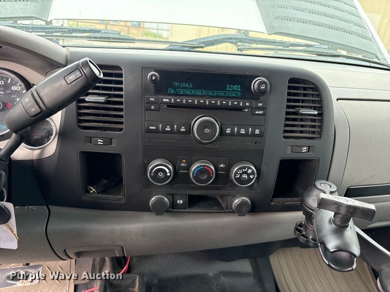 image for item FC2208 2013 Chevrolet Silverado 3500HD Ext. Cab utility bed pickup truck