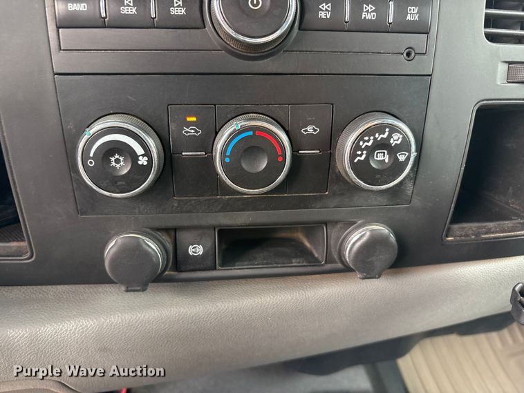 image for item FC2208 2013 Chevrolet Silverado 3500HD Ext. Cab utility bed pickup truck
