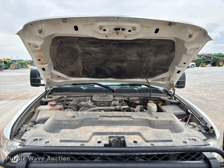 image for item FC2208 2013 Chevrolet Silverado 3500HD Ext. Cab utility bed pickup truck