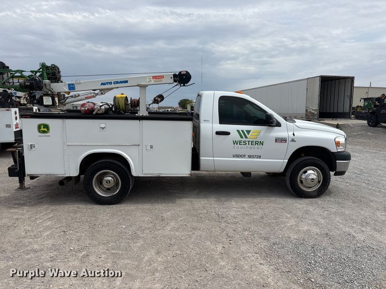 image for item FC2209 2008 Dodge Ram 3500 utility bed pickup truck