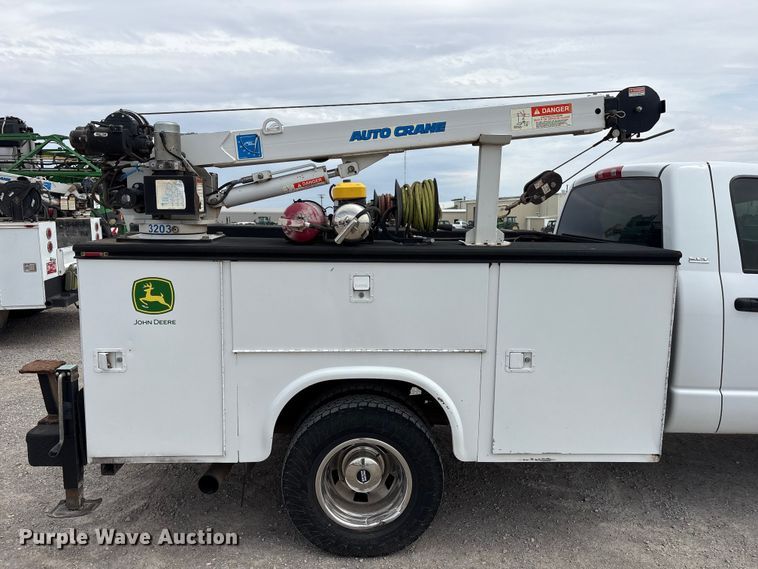 image for item FC2209 2008 Dodge Ram 3500 utility bed pickup truck