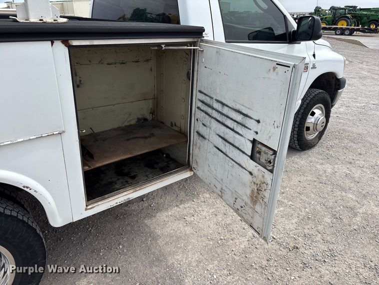 image for item FC2209 2008 Dodge Ram 3500 utility bed pickup truck