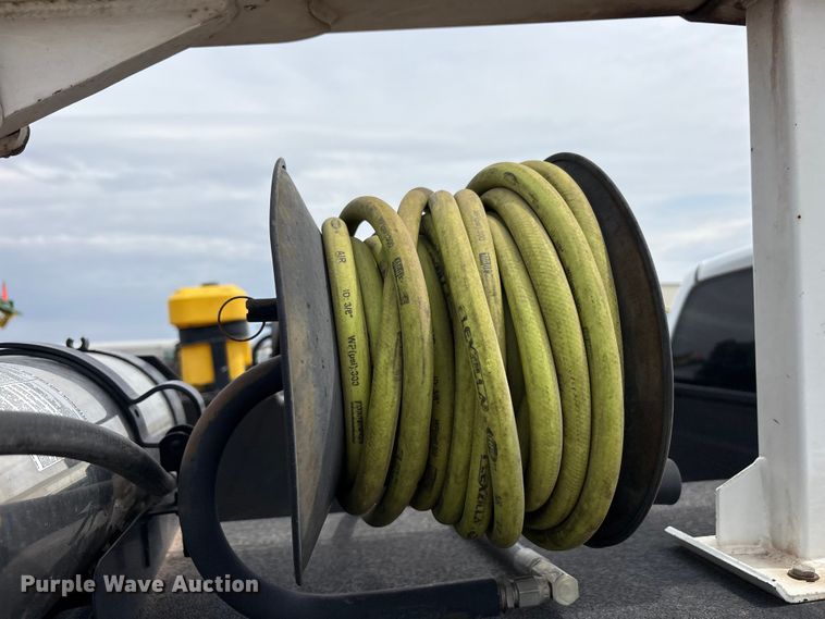 image for item FC2209 2008 Dodge Ram 3500 utility bed pickup truck