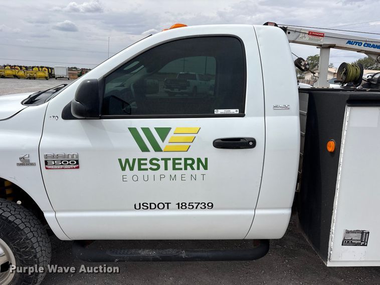 image for item FC2209 2008 Dodge Ram 3500 utility bed pickup truck