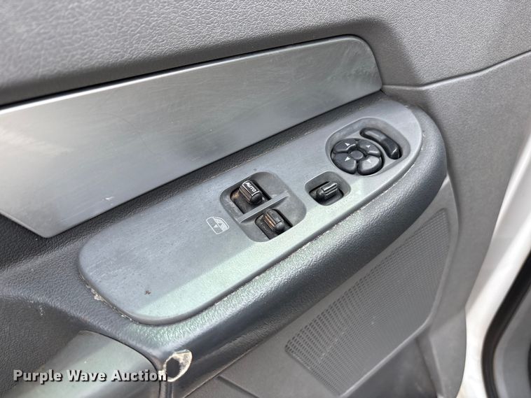 image for item FC2209 2008 Dodge Ram 3500 utility bed pickup truck