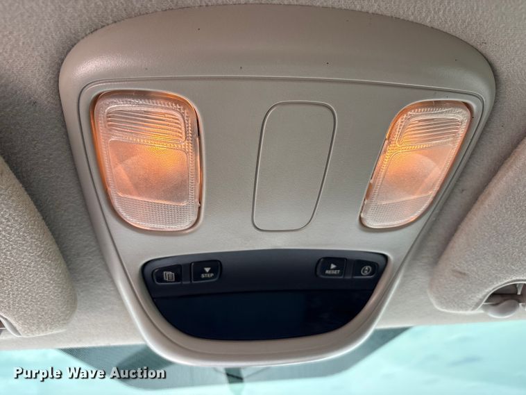 image for item FC2209 2008 Dodge Ram 3500 utility bed pickup truck