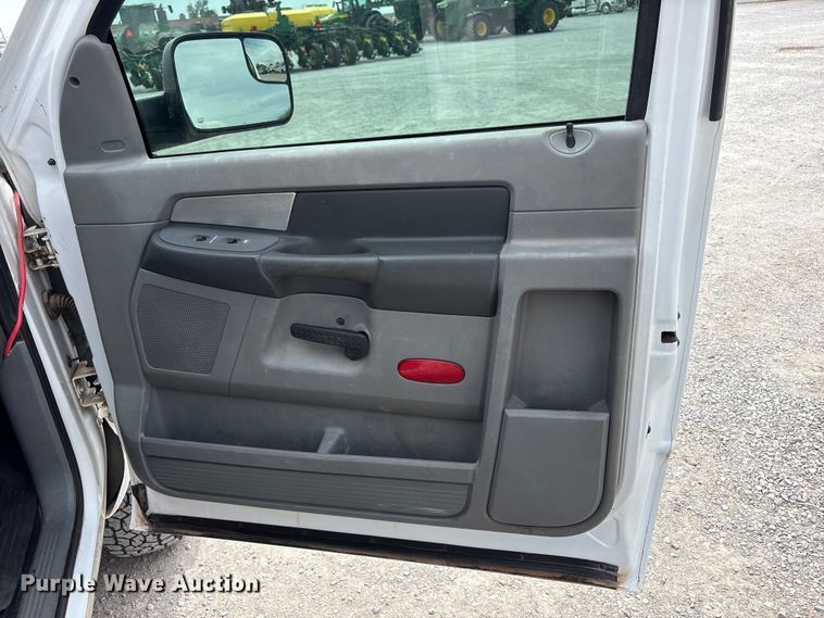 image for item FC2209 2008 Dodge Ram 3500 utility bed pickup truck