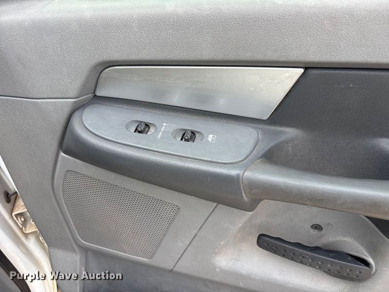 image for item FC2209 2008 Dodge Ram 3500 utility bed pickup truck