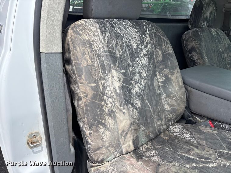 image for item FC2209 2008 Dodge Ram 3500 utility bed pickup truck