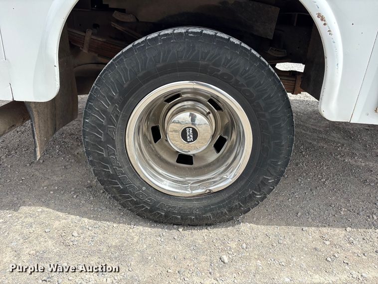 image for item FC2209 2008 Dodge Ram 3500 utility bed pickup truck