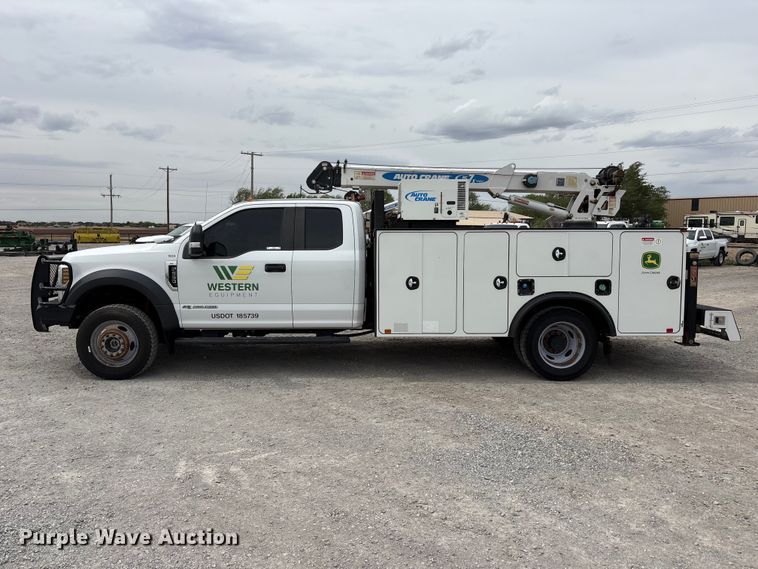 image for item FC2210 2019 Ford F550 Ext. Cab utility / service truck