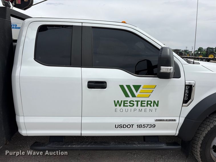 image for item FC2210 2019 Ford F550 Ext. Cab utility / service truck