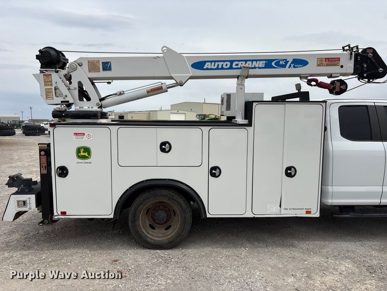 image for item FC2210 2019 Ford F550 Ext. Cab utility / service truck