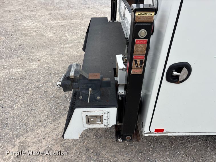 image for item FC2210 2019 Ford F550 Ext. Cab utility / service truck