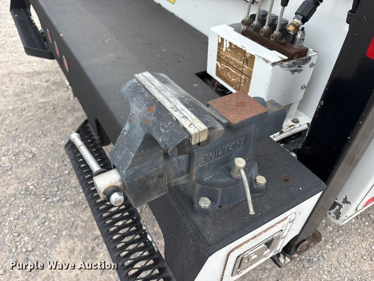 image for item FC2210 2019 Ford F550 Ext. Cab utility / service truck