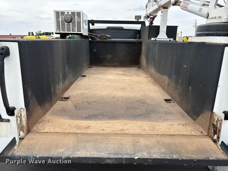 image for item FC2210 2019 Ford F550 Ext. Cab utility / service truck