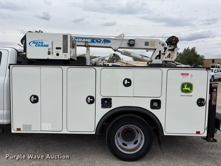 image for item FC2210 2019 Ford F550 Ext. Cab utility / service truck