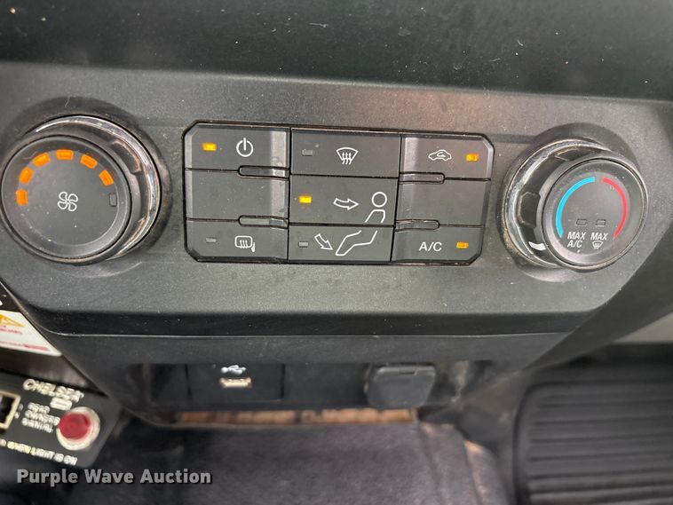 image for item FC2210 2019 Ford F550 Ext. Cab utility / service truck