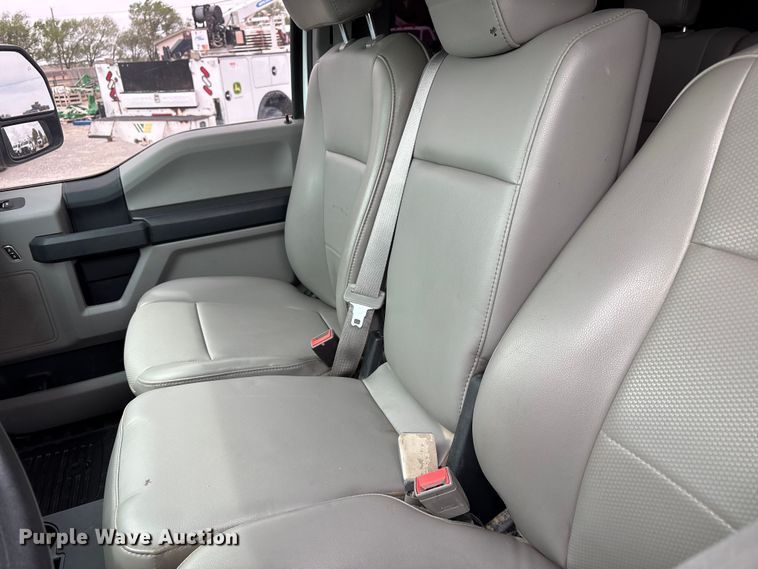 image for item FC2210 2019 Ford F550 Ext. Cab utility / service truck