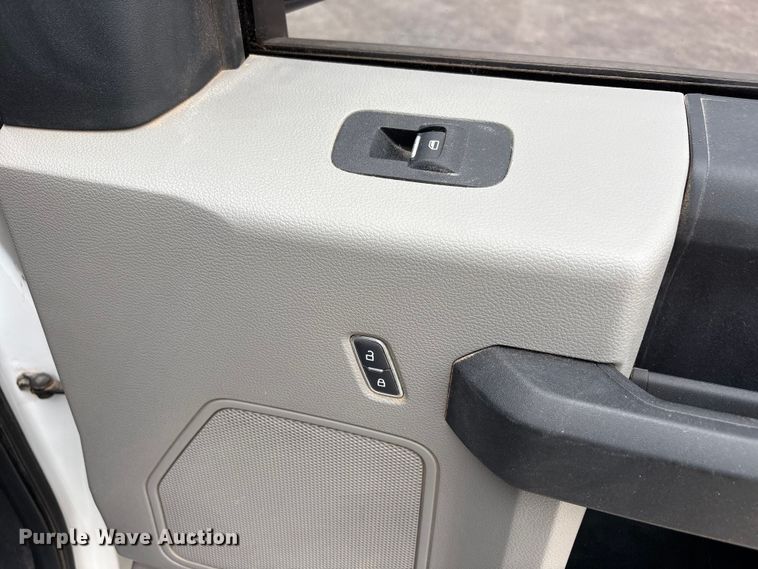 image for item FC2210 2019 Ford F550 Ext. Cab utility / service truck