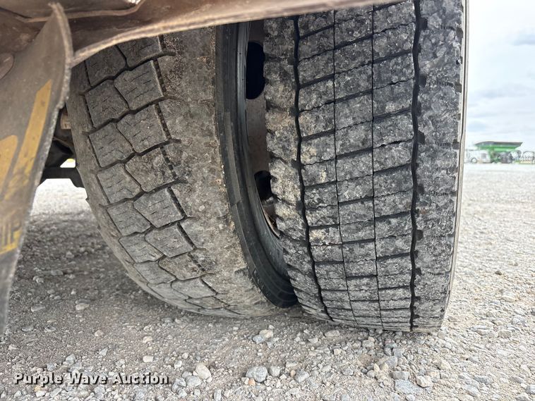 image for item FC2210 2019 Ford F550 Ext. Cab utility / service truck