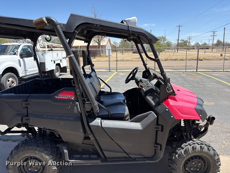 image for item FC2212 2014 Honda Pioneer 700 utility vehicle