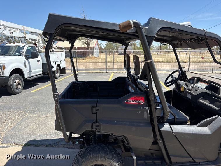 image for item FC2212 2014 Honda Pioneer 700 utility vehicle