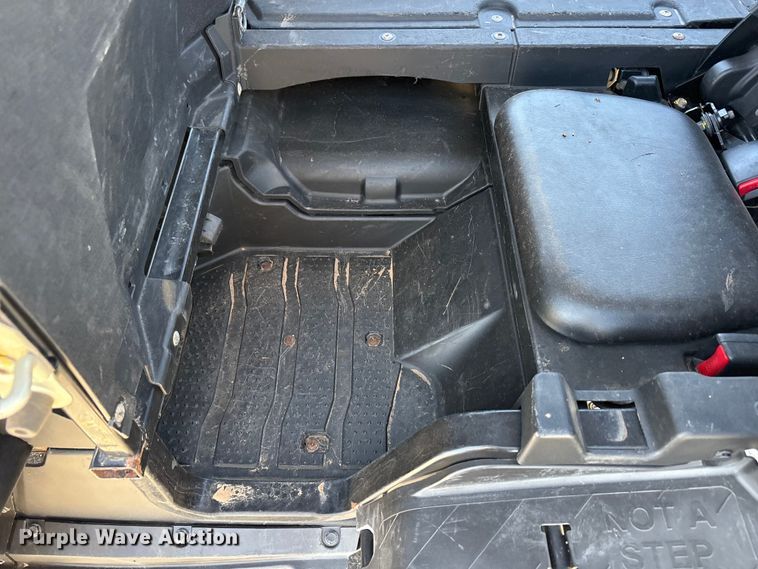 image for item FC2212 2014 Honda Pioneer 700 utility vehicle