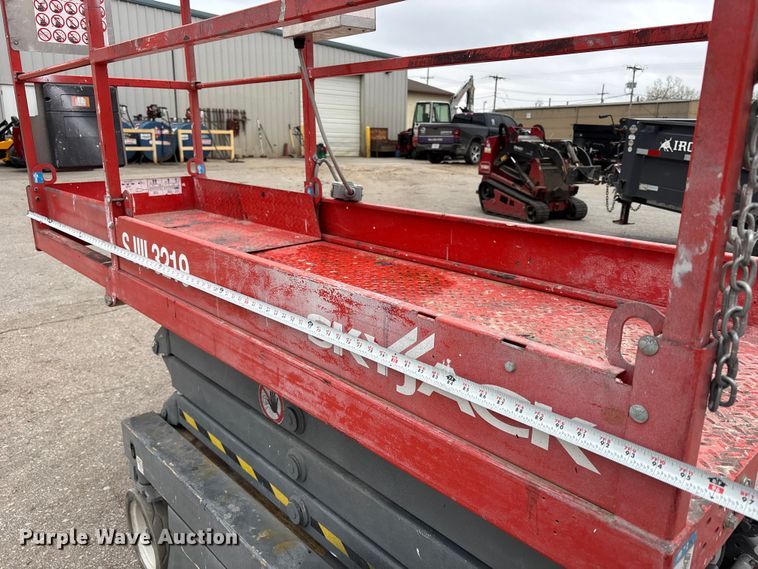 image for item FC4531 Skyjack SJ III - 3219 scissor lift