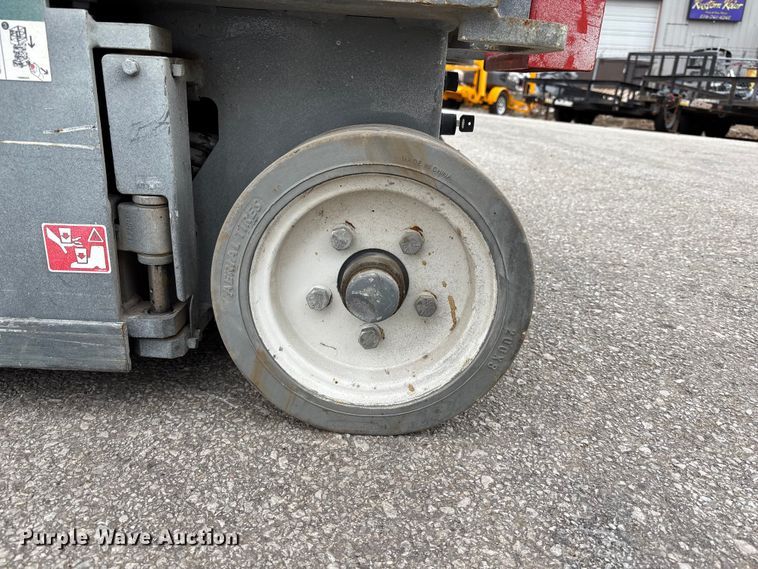 image for item FC4531 Skyjack SJ III - 3219 scissor lift