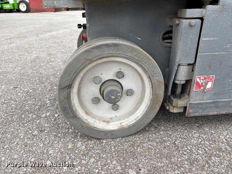 image for item FC4531 Skyjack SJ III - 3219 scissor lift