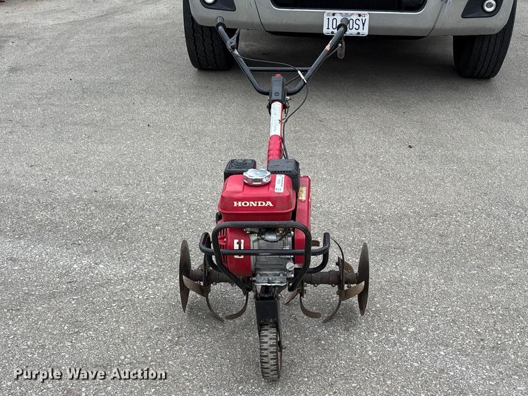 image for item FC4533 Honda FC600 tiller