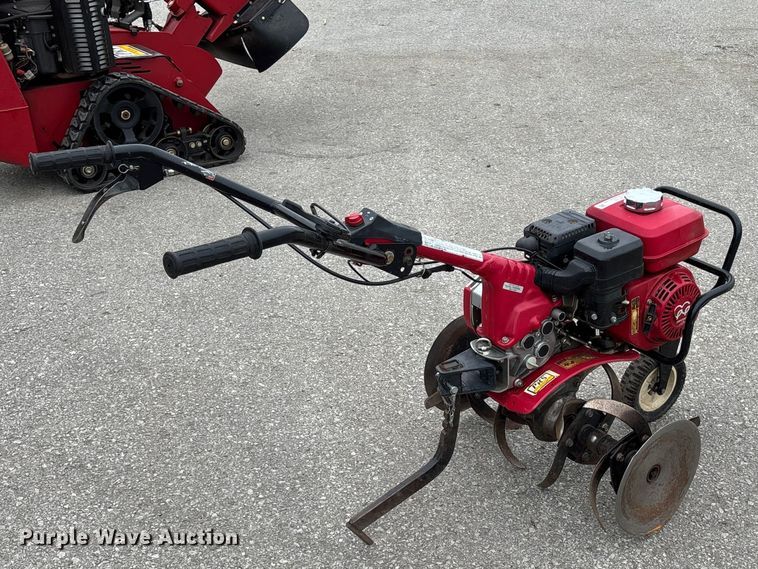 image for item FC4533 Honda FC600 tiller